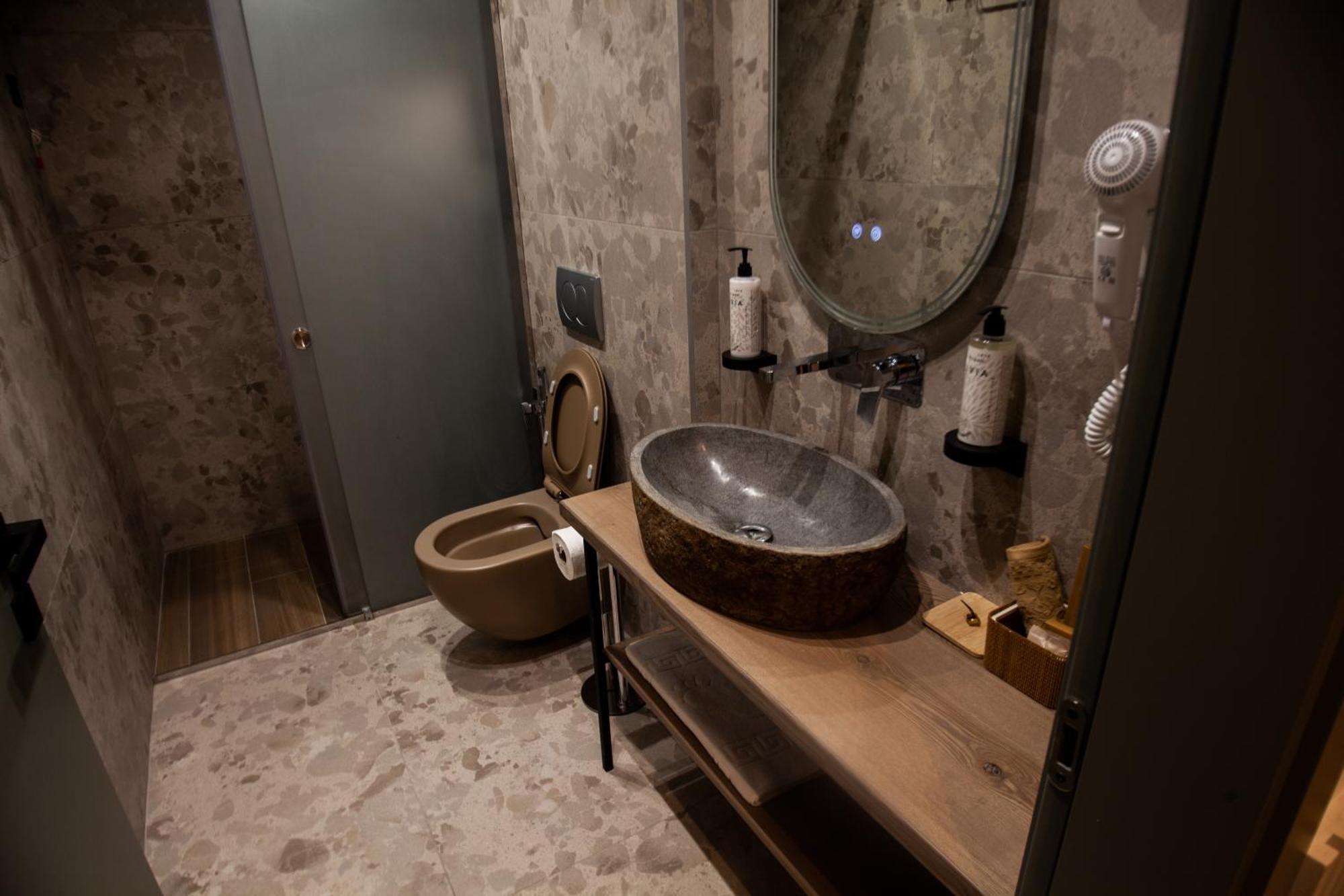 Vila Koja Boutique Hotel Тирана Екстериор снимка