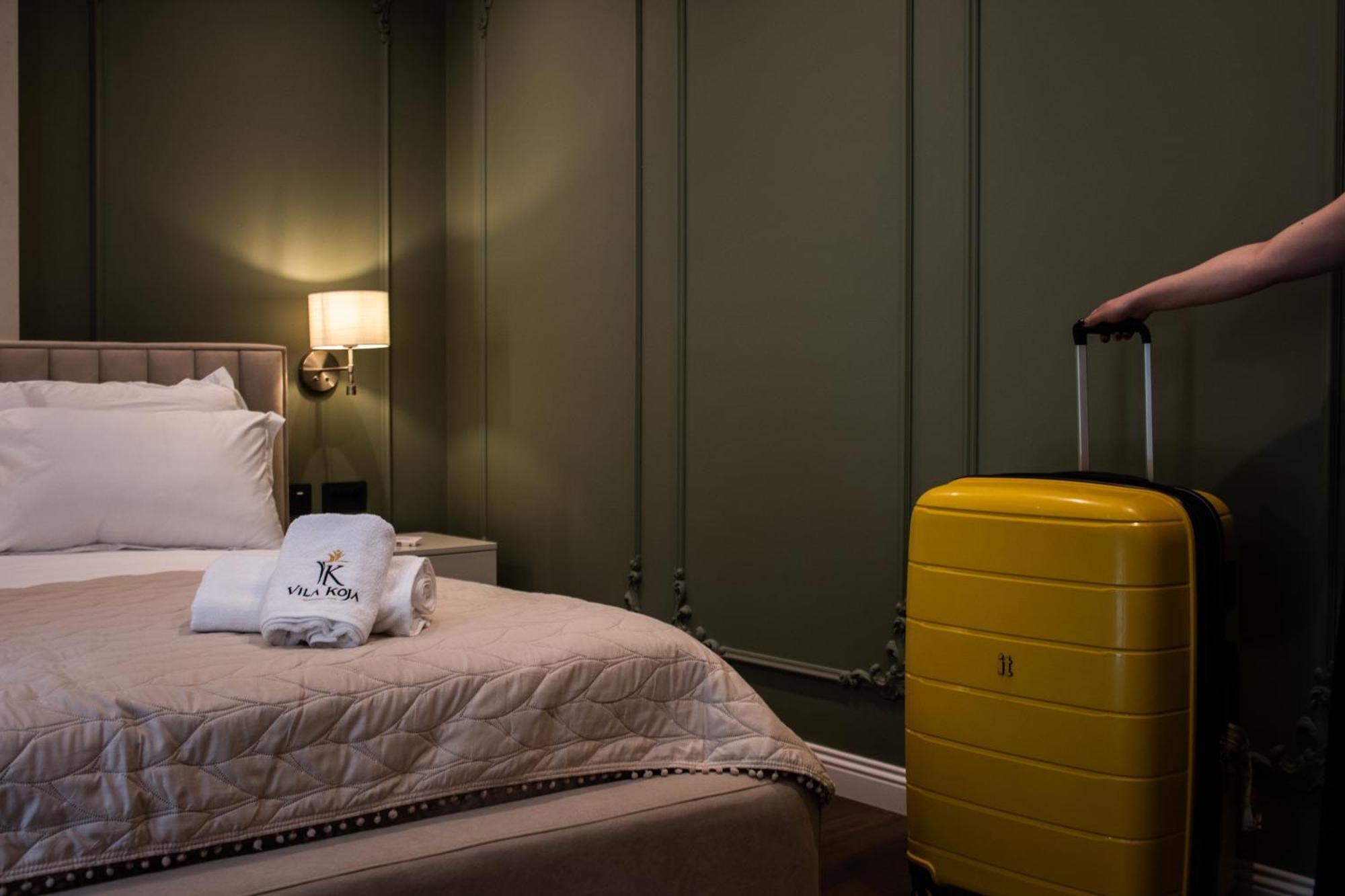 Vila Koja Boutique Hotel Тирана Екстериор снимка
