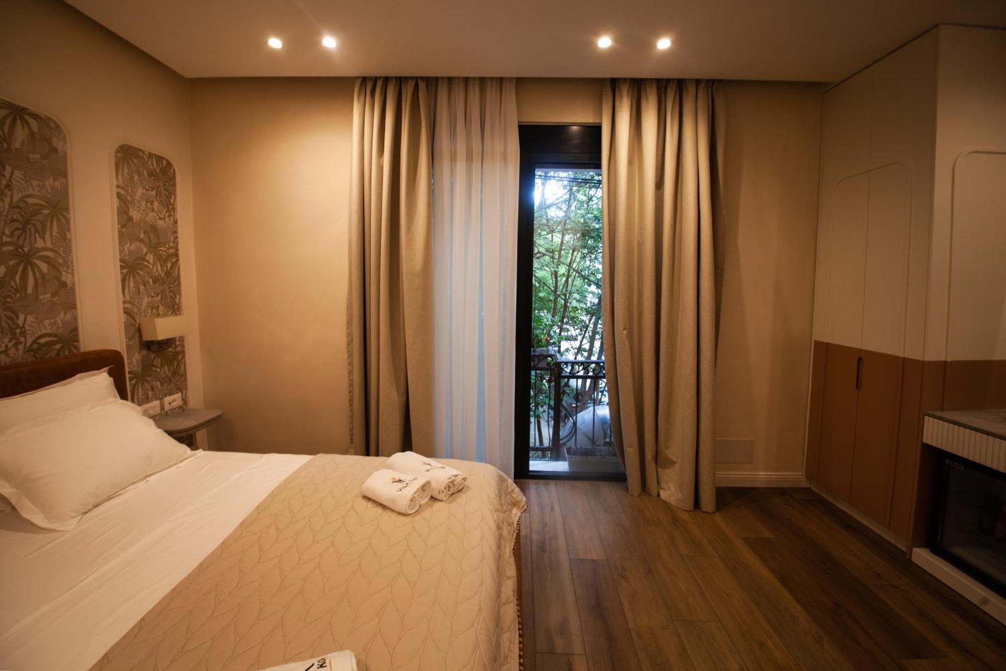 Vila Koja Boutique Hotel Тирана Екстериор снимка