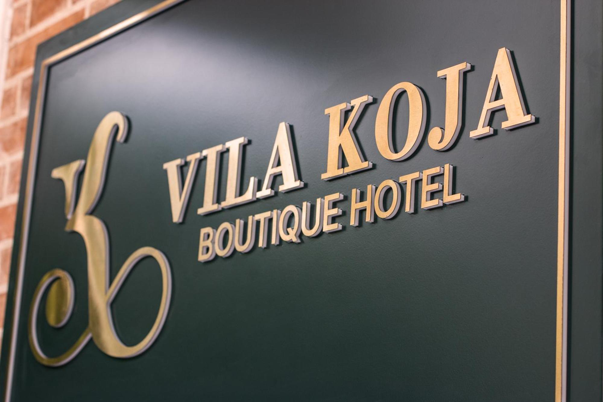 Vila Koja Boutique Hotel Тирана Екстериор снимка